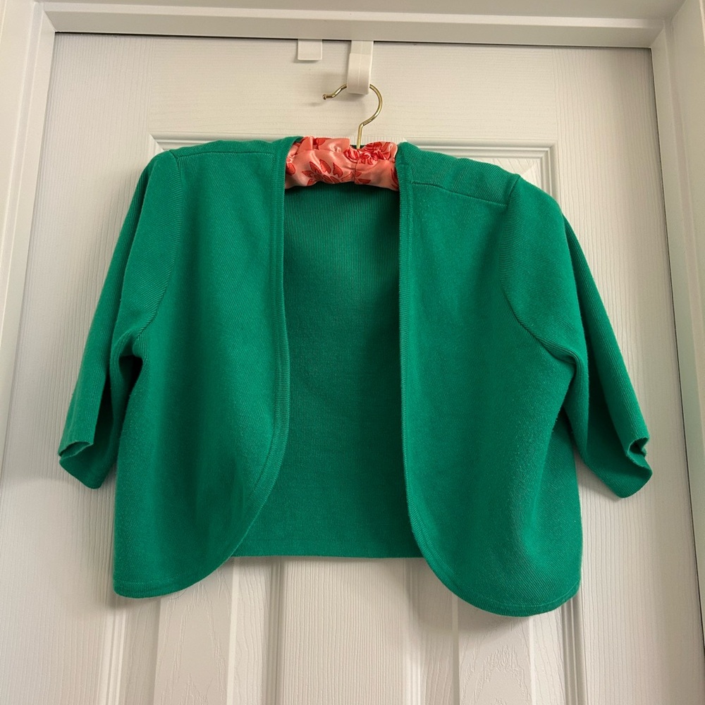 Roz & Ali Green Shrug